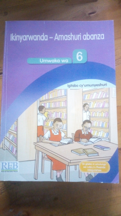 Librarika: IKINYARWANDA: Umwaka Wa Gatatu. Igitabo Cy' Umunyeshuri